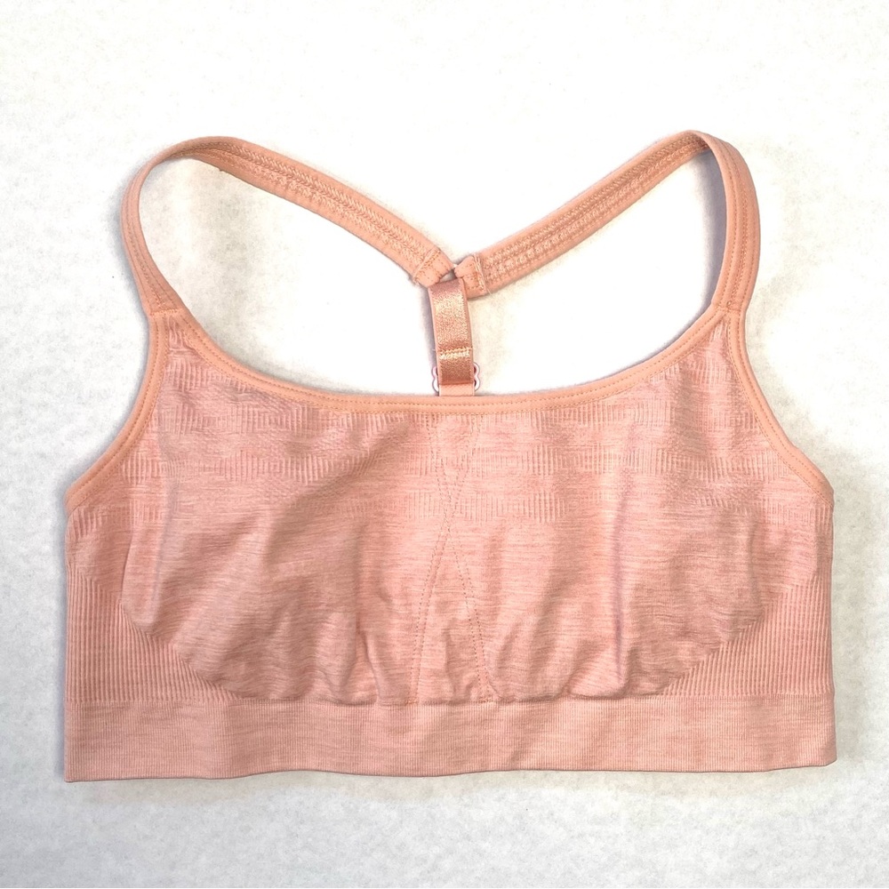 Athleta Performance Seamless Women's Peach Sports Bra Adjustable Strap Size M